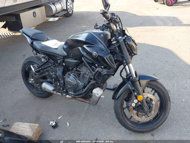 Yamaha MT07 2024 JYARM32E6RA008354 Image 8