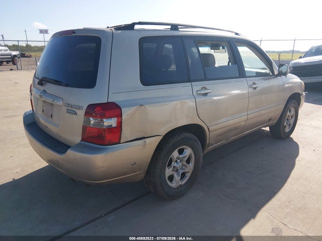 Auction sale of the 2005 Toyota Highlander, vin: JTEGD21A050118767, lot number: 45592523