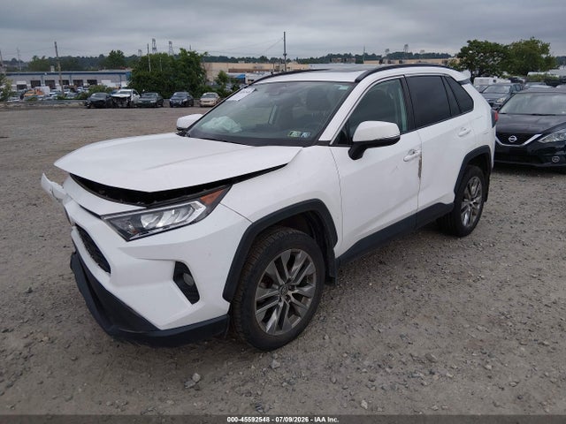 Toyota Rav4 Xle Premium 2019 2T3A1RFV7KC060026 Image 2