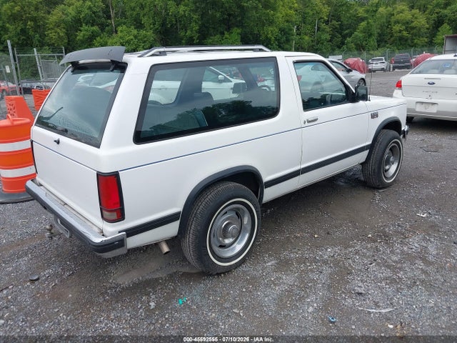 Продажа на аукционе авто 1983 Chevrolet Blazer S10, vin: 1G8CT18B6D0132079, номер лота: 45592555