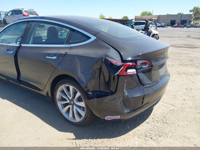 Tesla Model 3 Long Range/performance 2018 5YJ3E1EB8JF071433 Image 6
