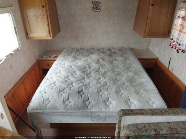 2004 Keystone Springdale მანქანა იყიდება აუქციონზე, vin: 4YDT245214C112087, აუქციონის ნომერი: 45592612