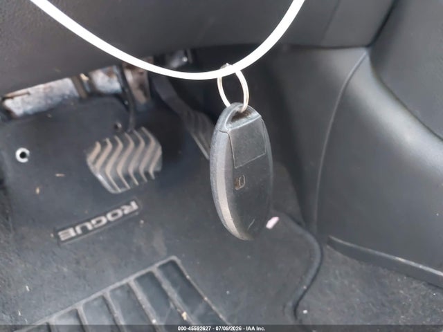 5N1AT2MT4LC798321 Nissan Rogue Sv Fwd