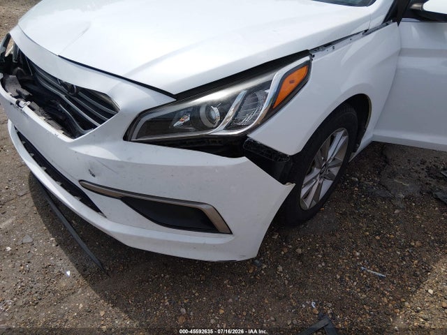 2017 Hyundai Sonata Se მანქანა იყიდება აუქციონზე, vin: 5NPE24AF5HH495689, აუქციონის ნომერი: 45592635