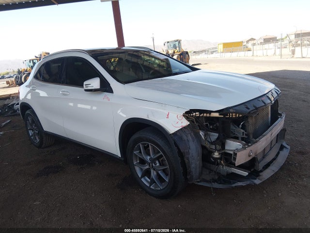 WDCTG4GB0FJ068948 Mercedes-Benz Gla 250 4matic