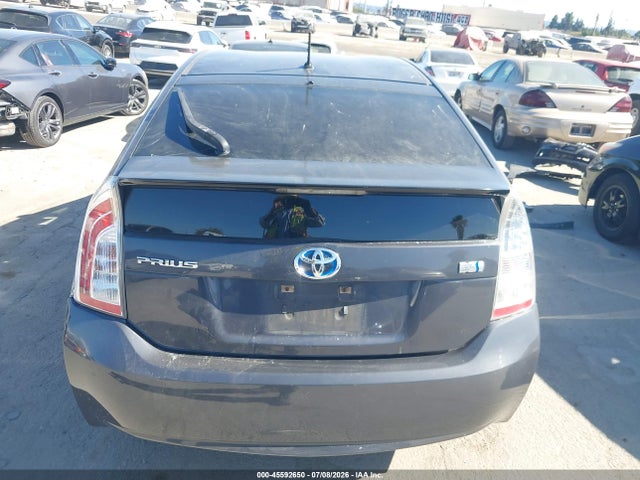 Toyota Prius Two 2014 JTDKN3DU9E1781613 Image 17