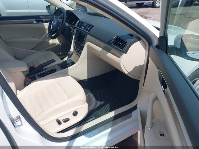 Aukcja sprzedaży 2018 Volkswagen Passat 2.0t Sel Premium, vin: 1VWCA7A35JC026652, numer aukcji: 45592651