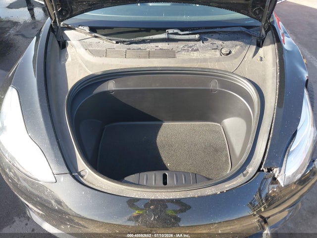 Tesla Model 3 Long Range/mid Range 2018 5YJ3E1EA7JF172356 Image 10