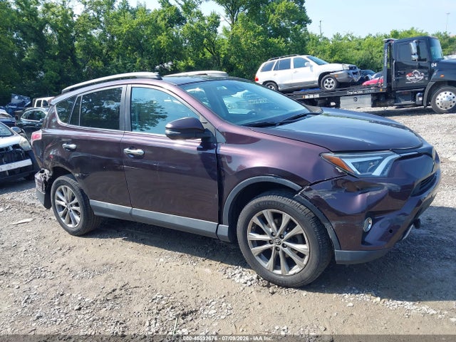 45592676 :رقم المزاد ، 2T3YFREV8HW331006 vin ، 2017 Toyota Rav4 Limited مزاد بيع