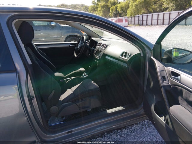 45592694 :رقم المزاد ، WVWBB7AJ9CW276715 vin ، 2012 Volkswagen Golf 2.5l 2-door مزاد بيع