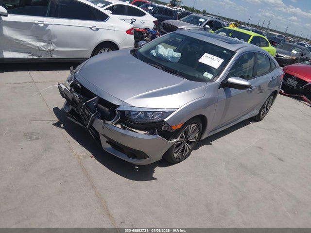 45592731 :رقم المزاد ، JHMFC1F79JX031329 vin ، 2018 Honda Civic Ex-l مزاد بيع