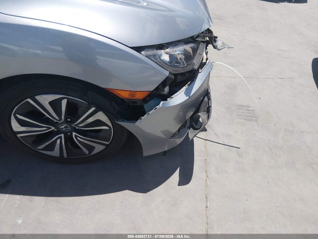 45592731 :رقم المزاد ، JHMFC1F79JX031329 vin ، 2018 Honda Civic Ex-l مزاد بيع