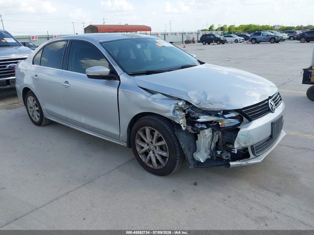 2013 Volkswagen Jetta 2.5l Se მანქანა იყიდება აუქციონზე, vin: 3VWDX7AJ4DM352656, აუქციონის ნომერი: 45592734