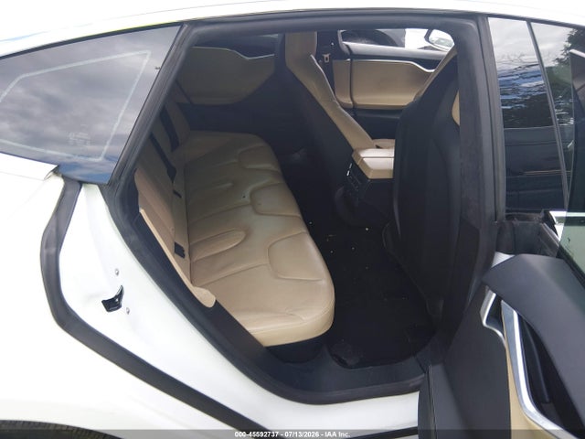 Tesla Model S 60/70/75/85 2016 5YJSA1E14GF158964 Image 8