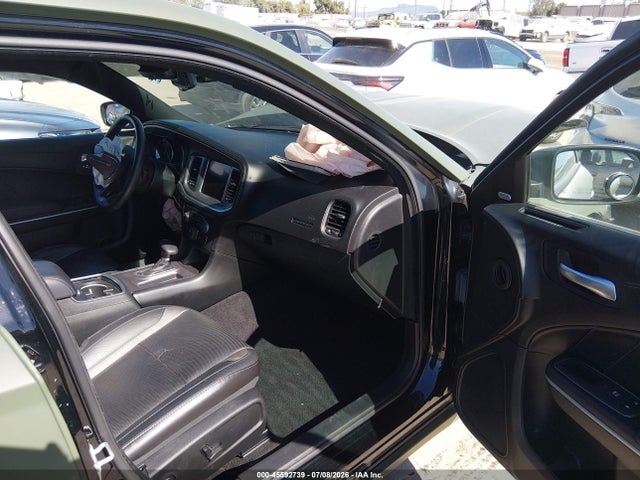 2C3CDXBG0NH243903 Dodge Charger Sxt Rwd