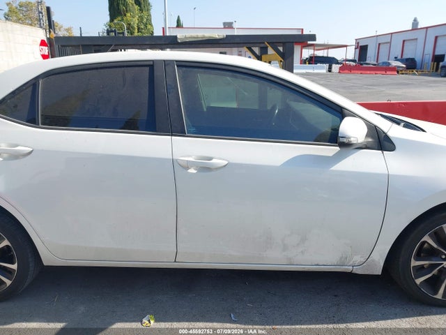 Toyota COROLLA SE 2017 5YFBURHE7HP608472 Image 13