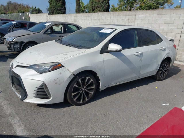 Toyota COROLLA SE 2017 5YFBURHE7HP608472 Image 2