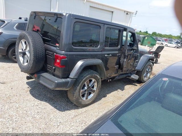 2018 Jeep Wrangler Unlimited Sahara 4x4 მანქანა იყიდება აუქციონზე, vin: 1C4HJXEG5JW324915, აუქციონის ნომერი: 45592790