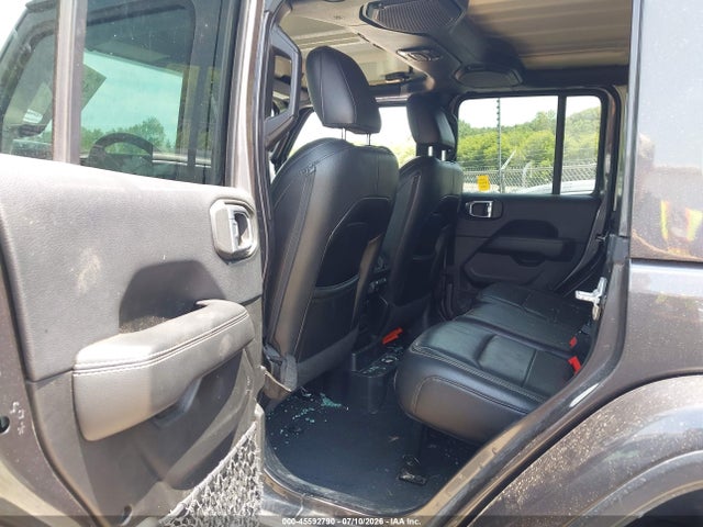2018 Jeep Wrangler Unlimited Sahara 4x4 მანქანა იყიდება აუქციონზე, vin: 1C4HJXEG5JW324915, აუქციონის ნომერი: 45592790