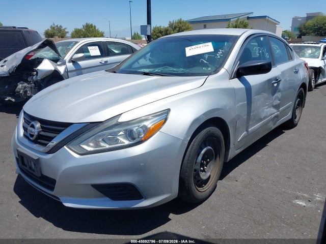 Nissan Altima 2.5 S 2016 1N4AL3AP7GN381017 Image 2