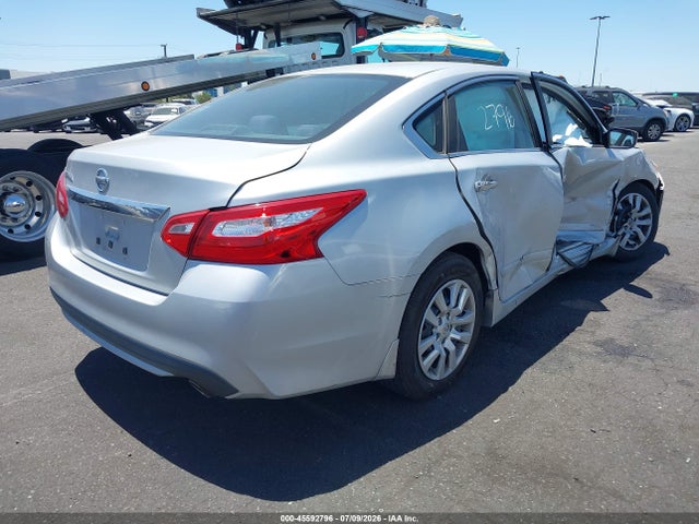Nissan Altima 2.5 S 2016 1N4AL3AP7GN381017 Image 4