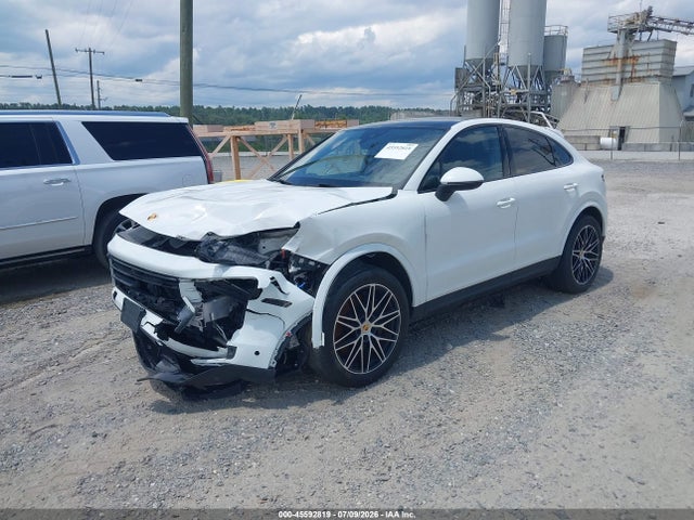 Porsche Cayenne Coupe 2024 WP1BA2AY1RDA56488 Image 2