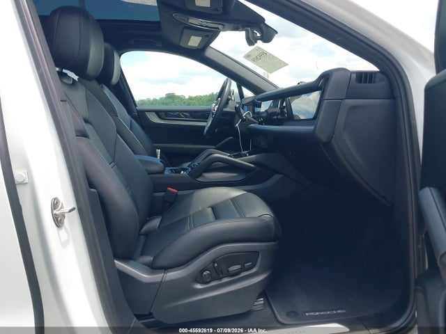 Porsche Cayenne Coupe 2024 WP1BA2AY1RDA56488 Image 5