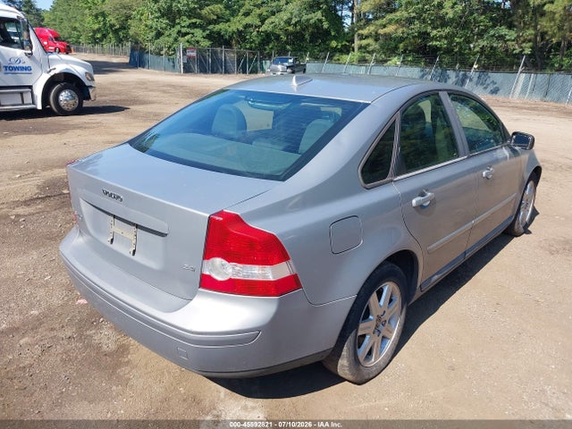 2006 Volvo S40 2.4i მანქანა იყიდება აუქციონზე, vin: YV1MS390862215858, აუქციონის ნომერი: 45592821