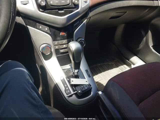 1G1PC5SB0E7239153 Chevrolet Cruze 1lt Auto