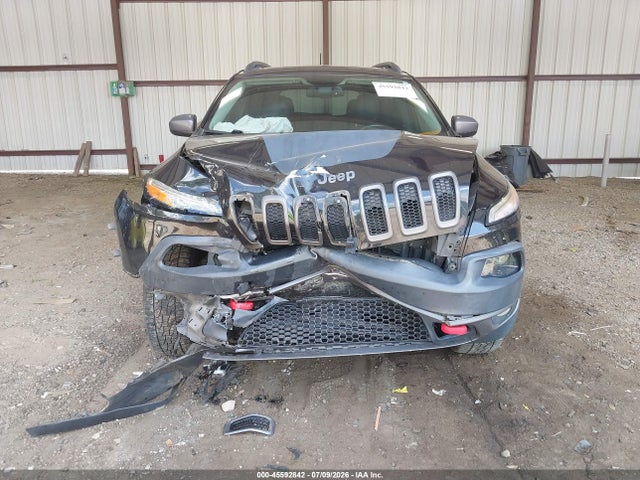 45592842 :رقم المزاد ، 1C4PJMBS3GW163721 vin ، 2016 Jeep Cherokee Trailhawk مزاد بيع
