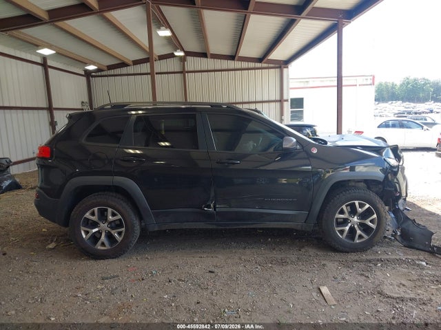 45592842 :رقم المزاد ، 1C4PJMBS3GW163721 vin ، 2016 Jeep Cherokee Trailhawk مزاد بيع