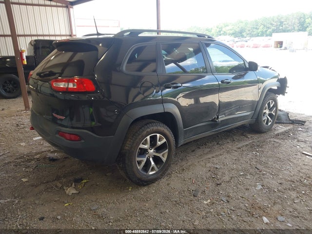 45592842 :رقم المزاد ، 1C4PJMBS3GW163721 vin ، 2016 Jeep Cherokee Trailhawk مزاد بيع
