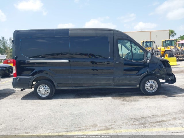 Auction sale of the 2023 Ford Transit-250, vin: 1FTBR1C86PKA37011, lot number: 45592882