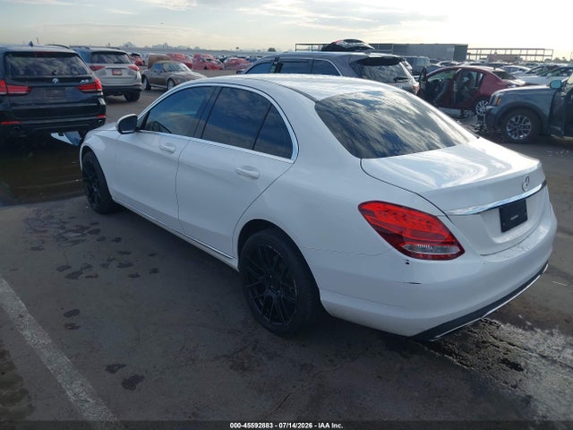 Aukcja sprzedaży 2016 Mercedes-benz C 300 4matic, vin: 55SWF4KB3GU135174, numer aukcji: 45592883