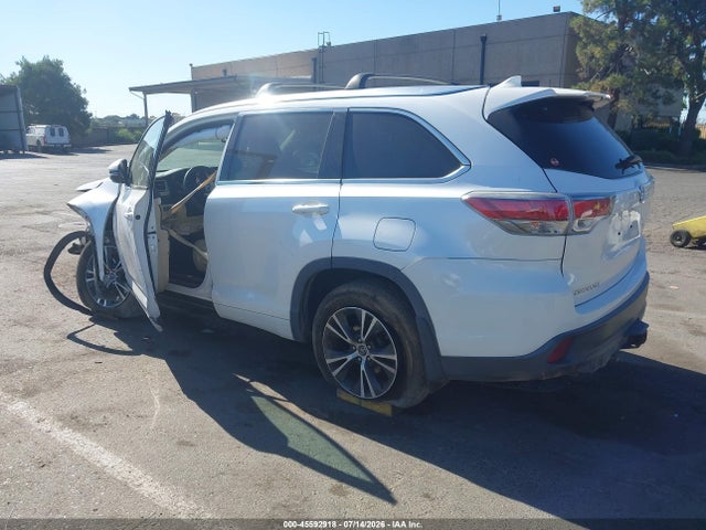 5TDJKRFH9GS228375 Toyota Highlander Xle V6