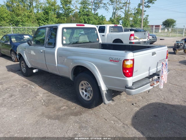 2002 Mazda B3000 Ds მანქანა იყიდება აუქციონზე, vin: 4F4YR16VX2TM23016, აუქციონის ნომერი: 45592939