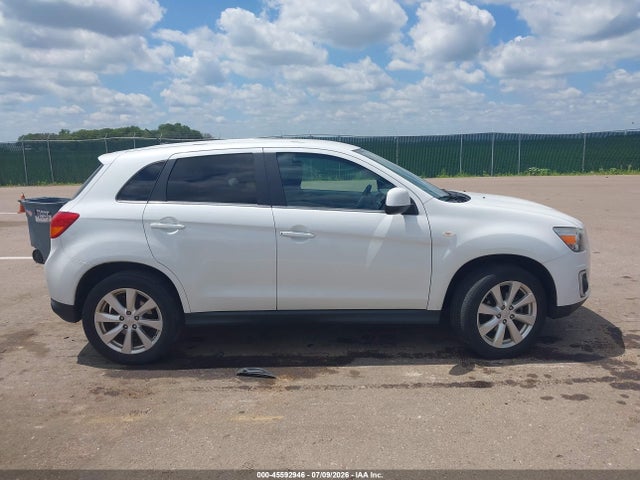 Продажа на аукционе авто 2015 Mitsubishi Outlander Sport Se, vin: 4A4AR4AU4FE016192, номер лота: 45592946