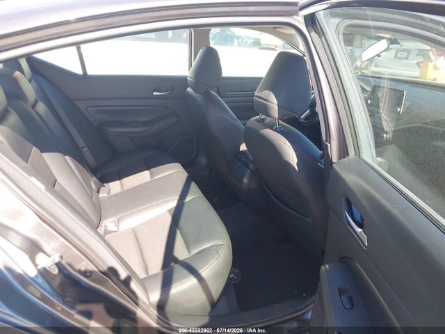 1N4BL4CV6NN402569 Nissan Altima Sr Fwd