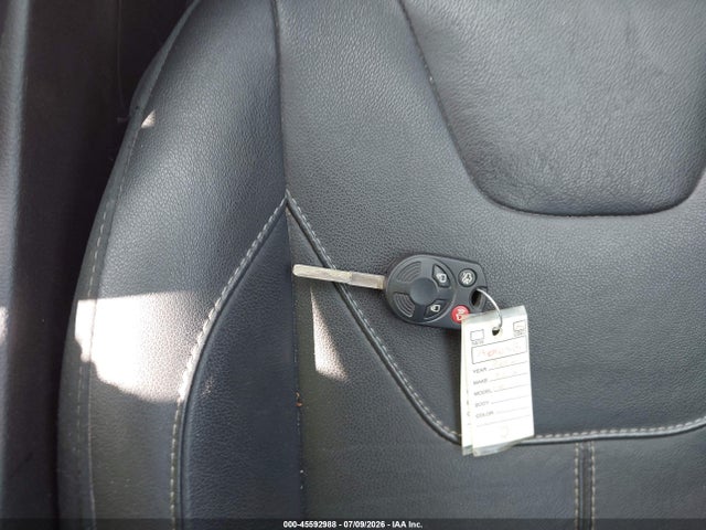 1FADP3K28GL307556 Ford FOCUS SE