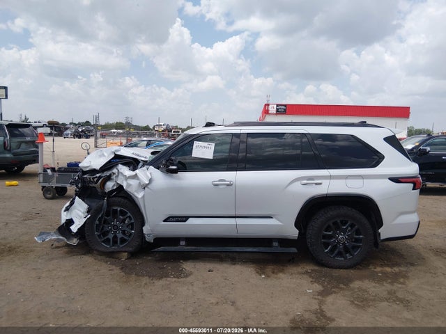 45593011 :رقم المزاد ، 7SVAAABA4PX018280 vin ، 2023 Toyota Sequoia Platinum مزاد بيع