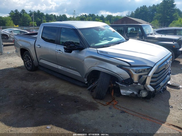 Продаж на аукціоні авто 2025 Toyota Tundra Hybrid Limited Crewmax 6.4' Bed, vin: 5TFJC5DB6SX098692, номер лоту: 45593033