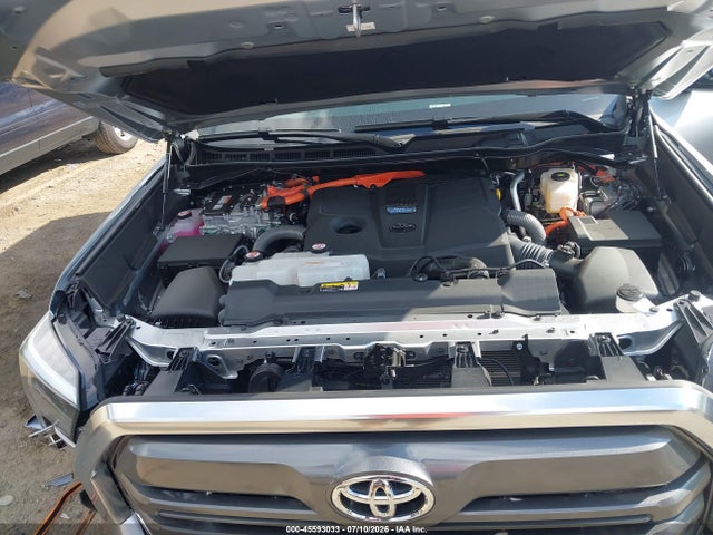 Продаж на аукціоні авто 2025 Toyota Tundra Hybrid Limited Crewmax 6.4' Bed, vin: 5TFJC5DB6SX098692, номер лоту: 45593033