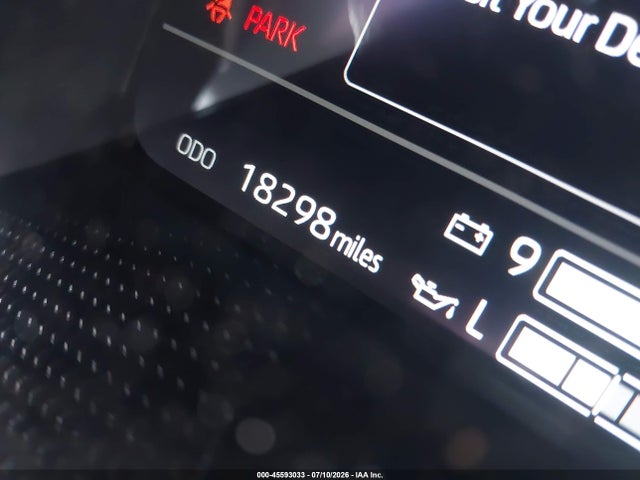 Продаж на аукціоні авто 2025 Toyota Tundra Hybrid Limited Crewmax 6.4' Bed, vin: 5TFJC5DB6SX098692, номер лоту: 45593033