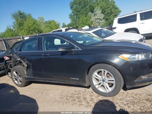 45593049 :رقم المزاد ، 3FA6P0RU7FR119626 vin ، 2015 Ford Fusion Hybrid Titanium مزاد بيع