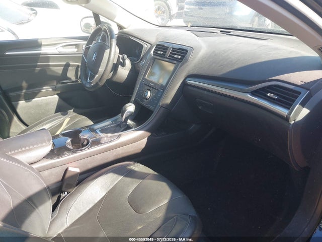 45593049 :رقم المزاد ، 3FA6P0RU7FR119626 vin ، 2015 Ford Fusion Hybrid Titanium مزاد بيع