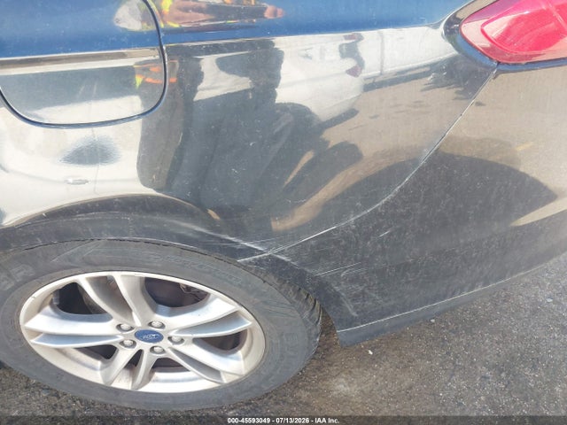 45593049 :رقم المزاد ، 3FA6P0RU7FR119626 vin ، 2015 Ford Fusion Hybrid Titanium مزاد بيع