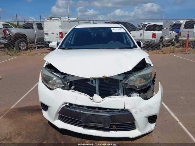 2015 Toyota Corolla Le/le Plus/le Premium მანქანა იყიდება აუქციონზე, vin: 5YFBURHE4FP195388, აუქციონის ნომერი: 45593062