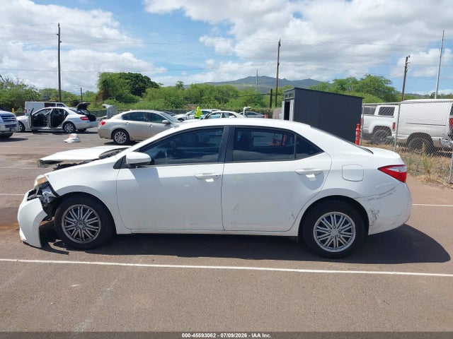 2015 Toyota Corolla Le/le Plus/le Premium მანქანა იყიდება აუქციონზე, vin: 5YFBURHE4FP195388, აუქციონის ნომერი: 45593062