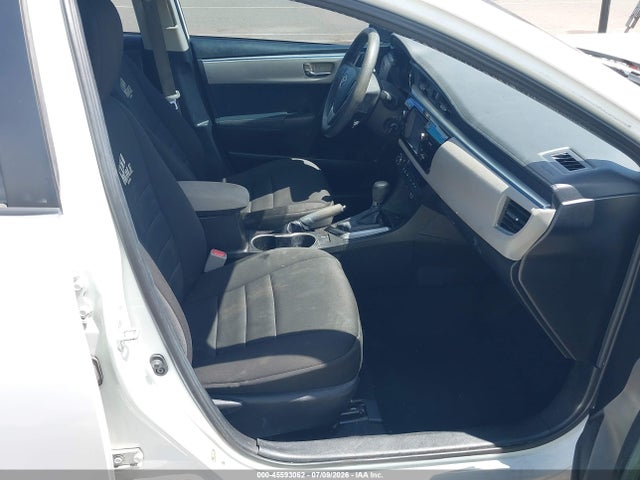2015 Toyota Corolla Le/le Plus/le Premium მანქანა იყიდება აუქციონზე, vin: 5YFBURHE4FP195388, აუქციონის ნომერი: 45593062