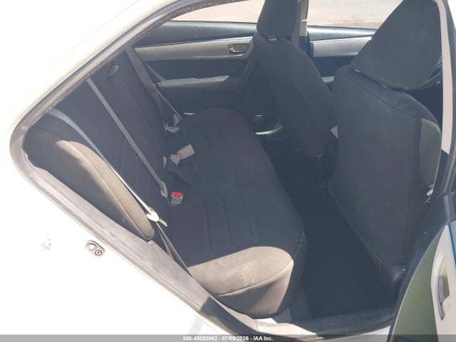 2015 Toyota Corolla Le/le Plus/le Premium მანქანა იყიდება აუქციონზე, vin: 5YFBURHE4FP195388, აუქციონის ნომერი: 45593062